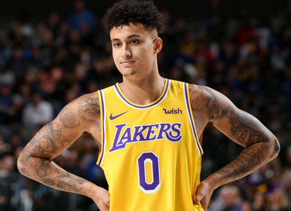 瘋狂一夜！一眉哥5年頂薪續約湖人，威少成歷史第一，庫茲馬和湖人商討續約！-黑特籃球-NBA新聞影音圖片分享社區