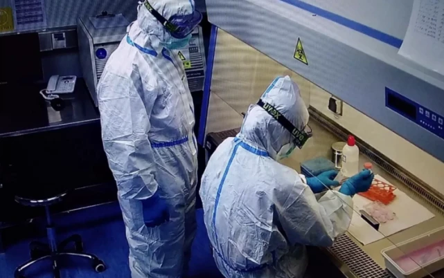 美国在全球有200多座生物实验室，乌克兰有8座，