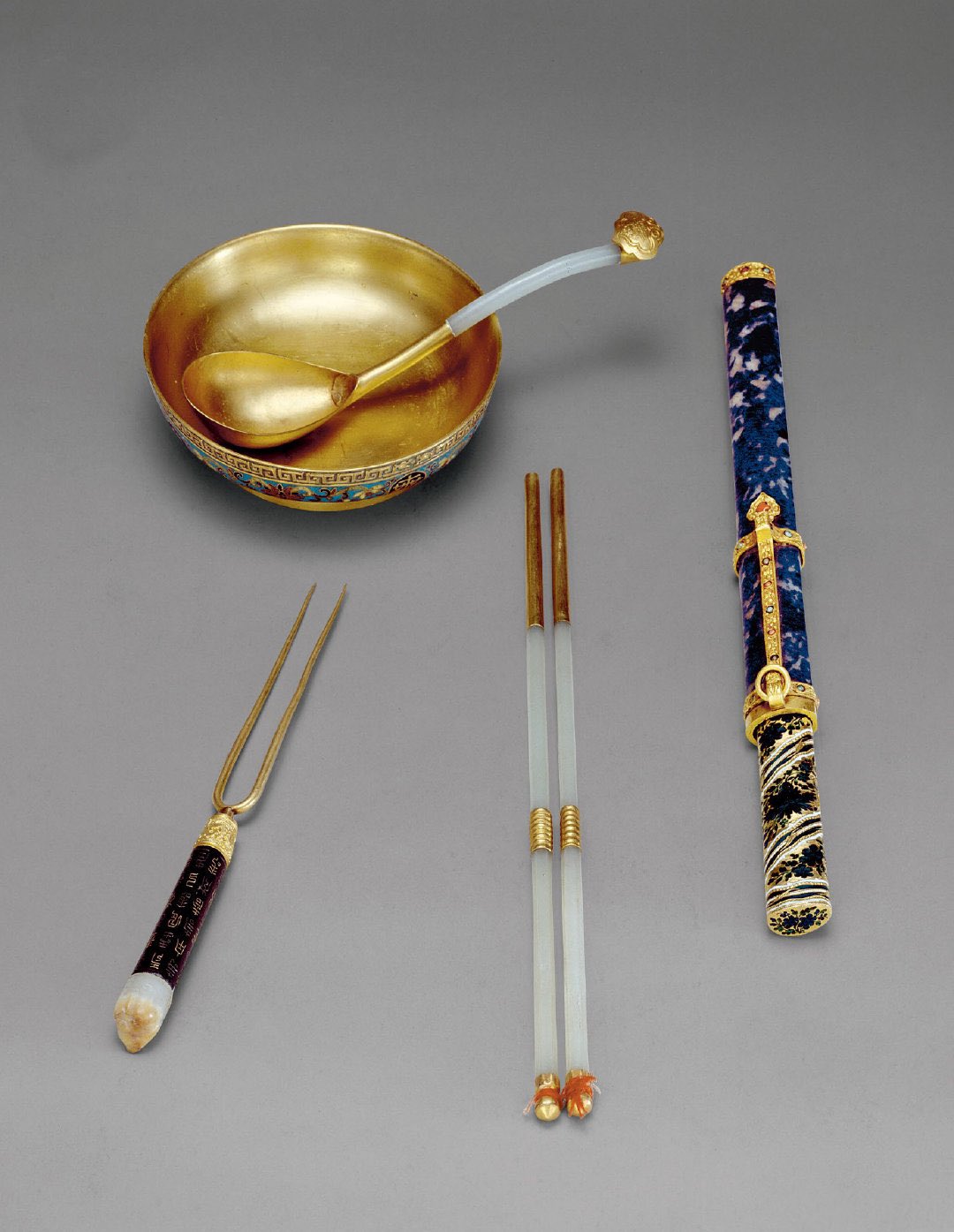 清代.用膳用具（碗、筷、刀、叉、勺），故宫博物院藏
