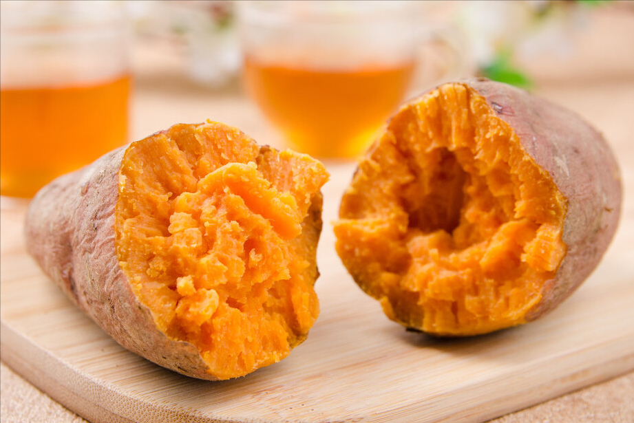 蒸红薯，直接上锅是不行的，牢记3个小窍门，红薯更香甜更绵软