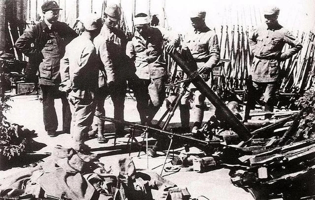 1946�꣬150������Ա���ձ�Ů��ҽɱ������ı���廨����ϴ�