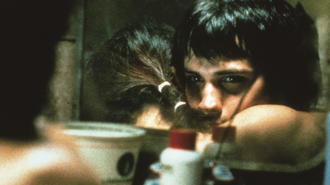 《爱情是狗娘》：没有爱情之美，只有人性之恶