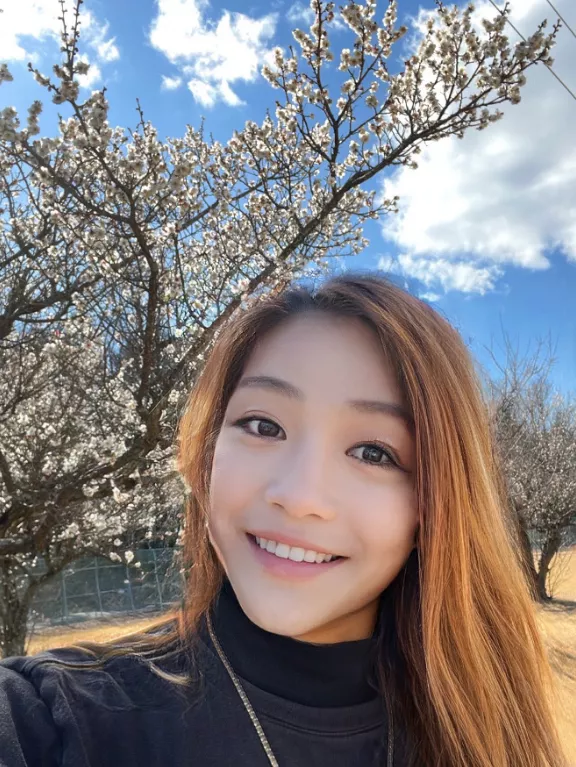 推特超人气日本“摩托美少女”,竟然是50岁大叔?粉丝们崩溃了