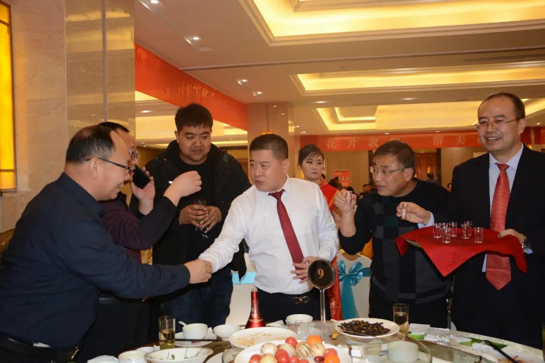 ���տ�ģʽ���ٽ�˶�����տ���ֳ����½�����ʱ��г�