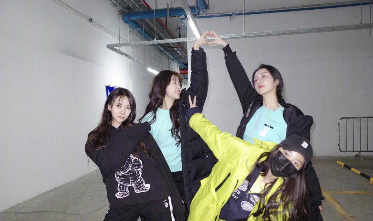 《创造营2020》陈卓璇仍排前三，背后资本不容小觑，赢希林太简单