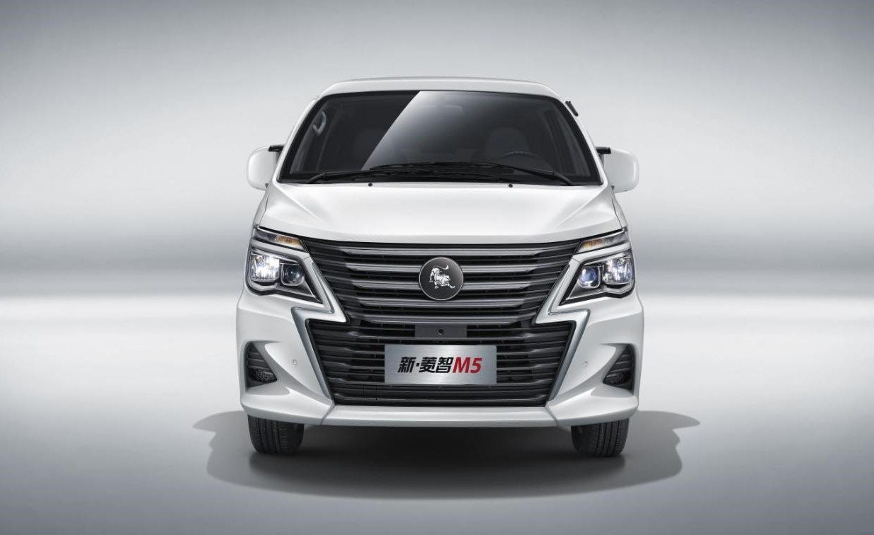 0l动力,东风风行新款mpv曝光,换装新车标