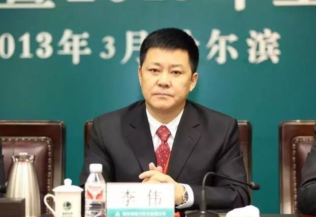 哈尔滨“电霸”李伟获刑死缓，名下百辆宾利悍马，敛财10个亿