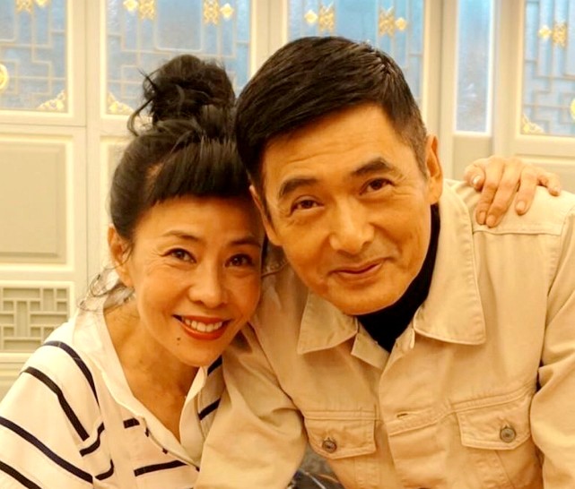周潤發夫婦恩愛日常曝光，每次吵架都是發哥主動認錯，一天就和好