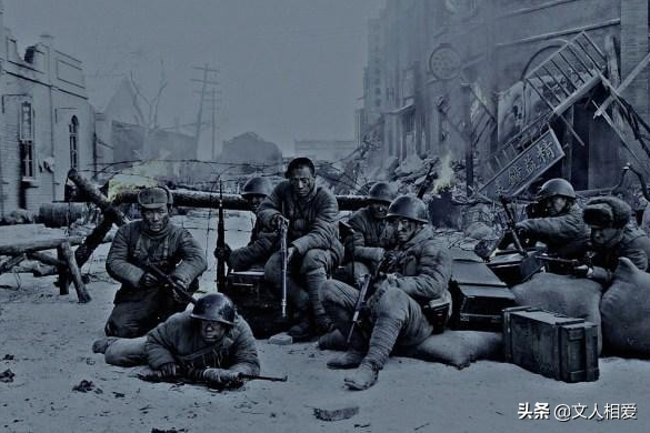 国军团长起义被下属谋害，中18刀加一枪不死，授