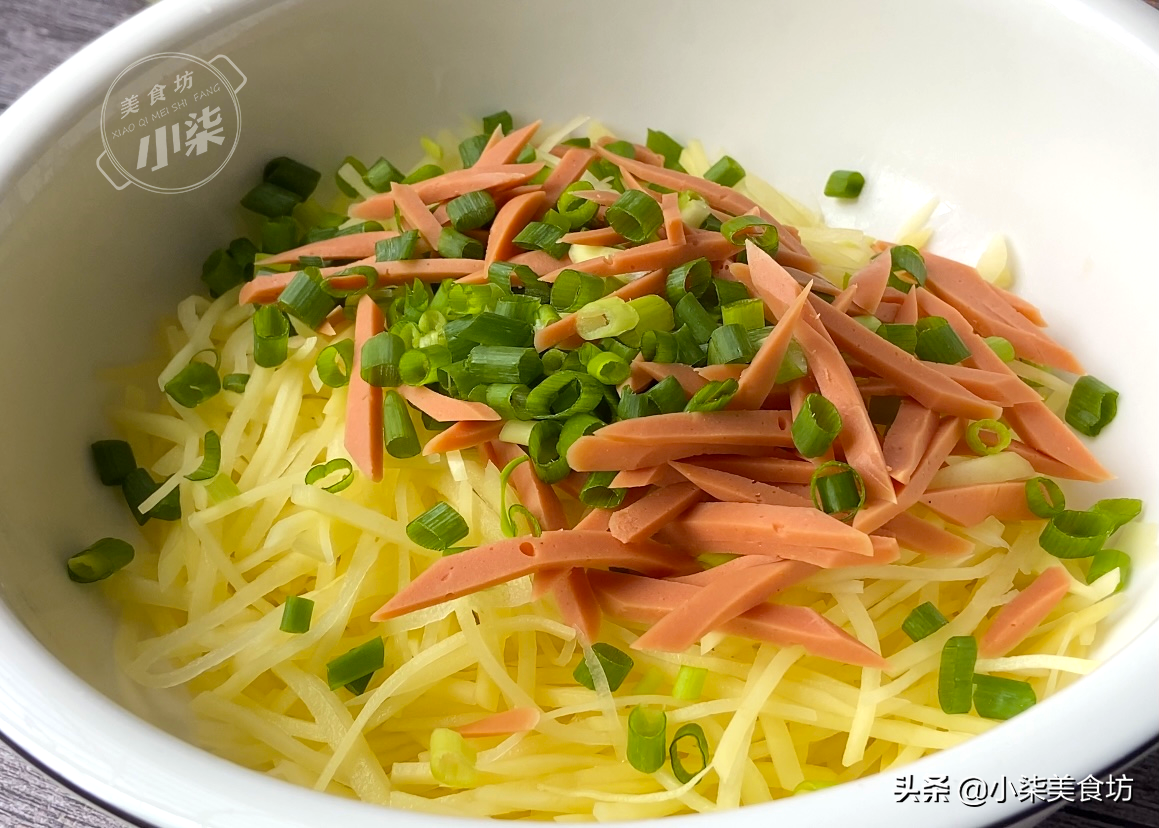 家里有土豆就能学会的菜，5分钟就上桌，简单省事，孩子超爱吃