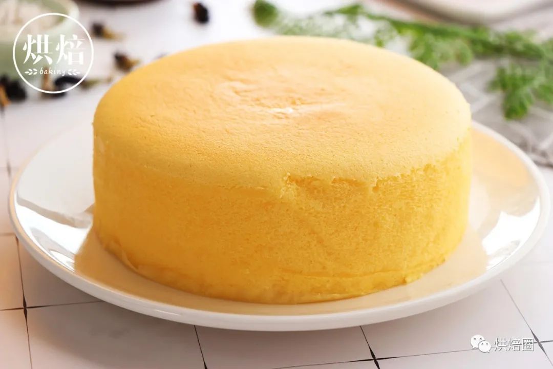 蓬蓬的又不裂 入口即化 舒芙蕾轻芝士蛋糕 冷藏后冰激凌口感超赞