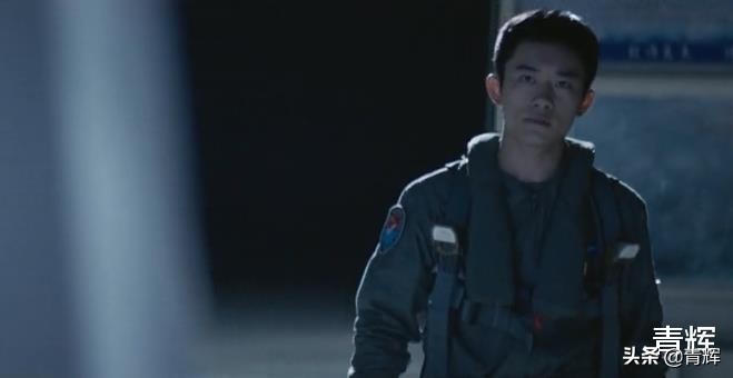 空军“镇店之宝”：2021年招飞宣传片中轰-20细节