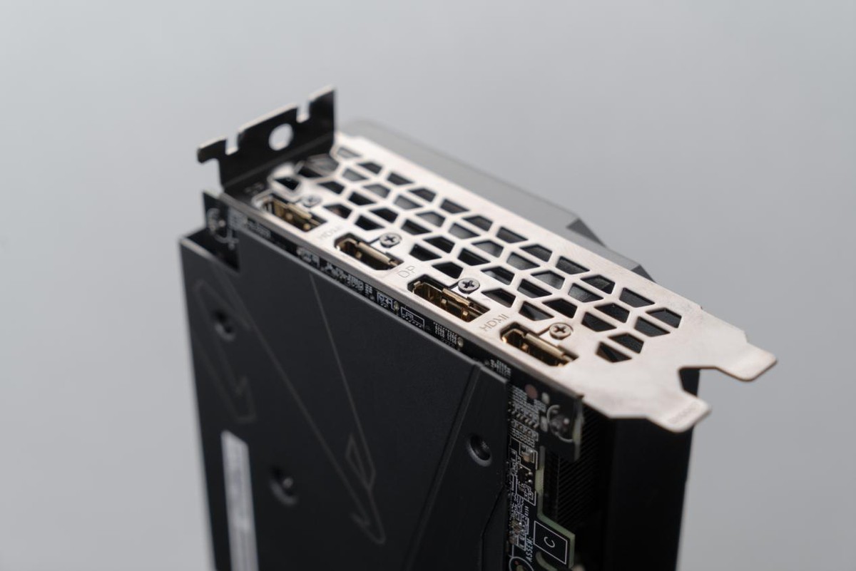 甜点卡也能如此奢华 技嘉小雕AORUS GeForce RTX 3060 ELITE 12G评测