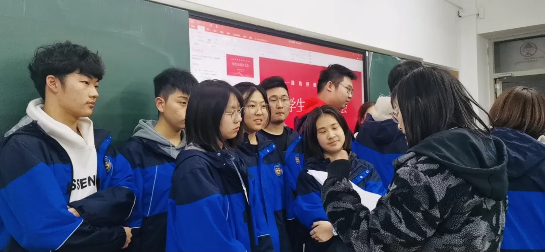 潍坊恒德实验学校2020-2021学年度学生会成立大会