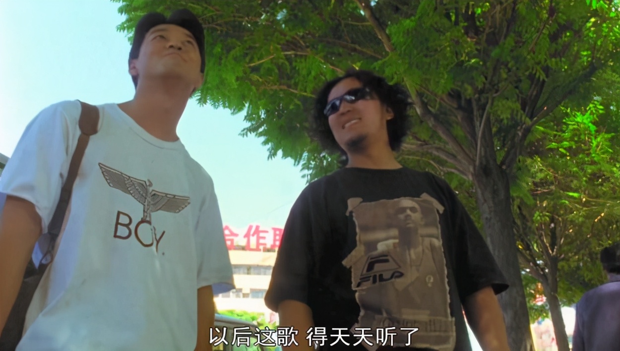 一部23年前底层公务员生活图鉴，成人后才看懂其