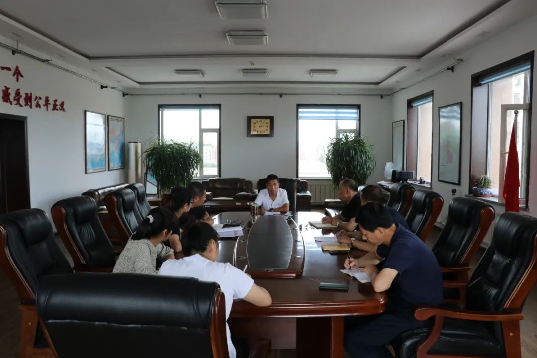 干警修身，百姓安乐