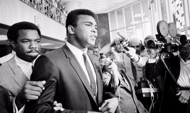 美国打了十年越战，为何宁愿战败也不用核武器