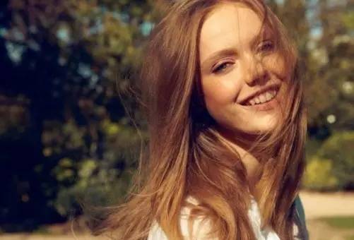 The journey illuminates such patting, true meeting is very good-looking