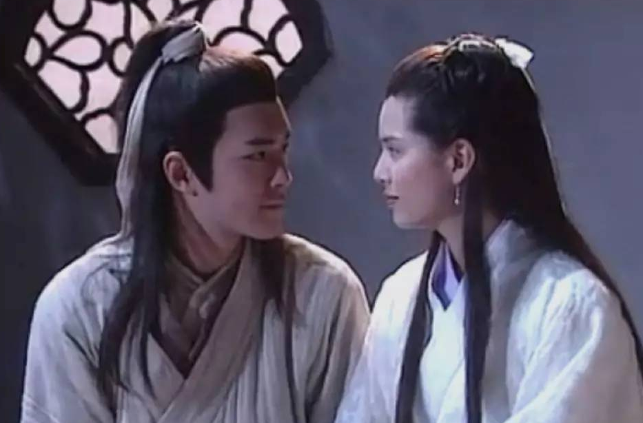 小龙女：李若彤版经典，刘亦菲版惊艳，还有比