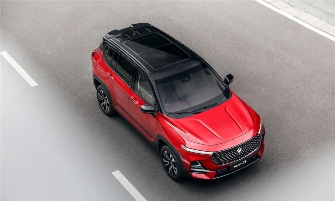 这款高颜值SUV顶配不到10万，配1.5T，还带主动刹车