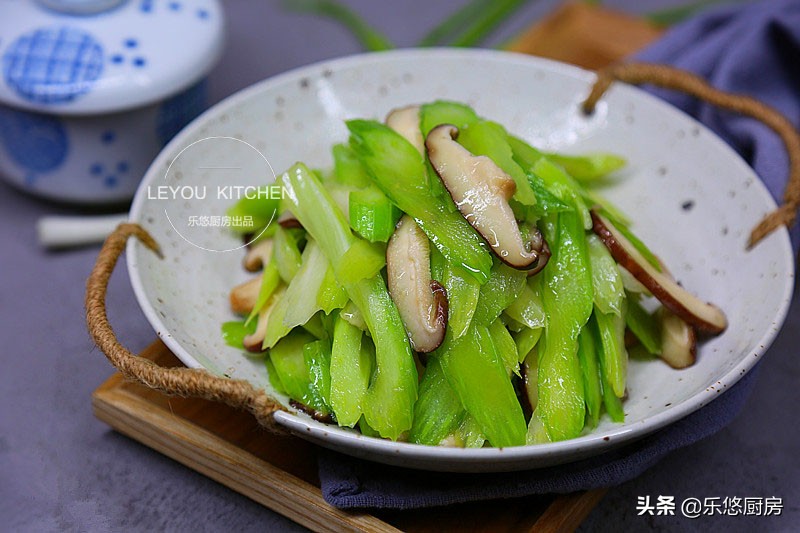 下班到家吃点简单的，5道菜，清爽不油腻，更不担心长肉