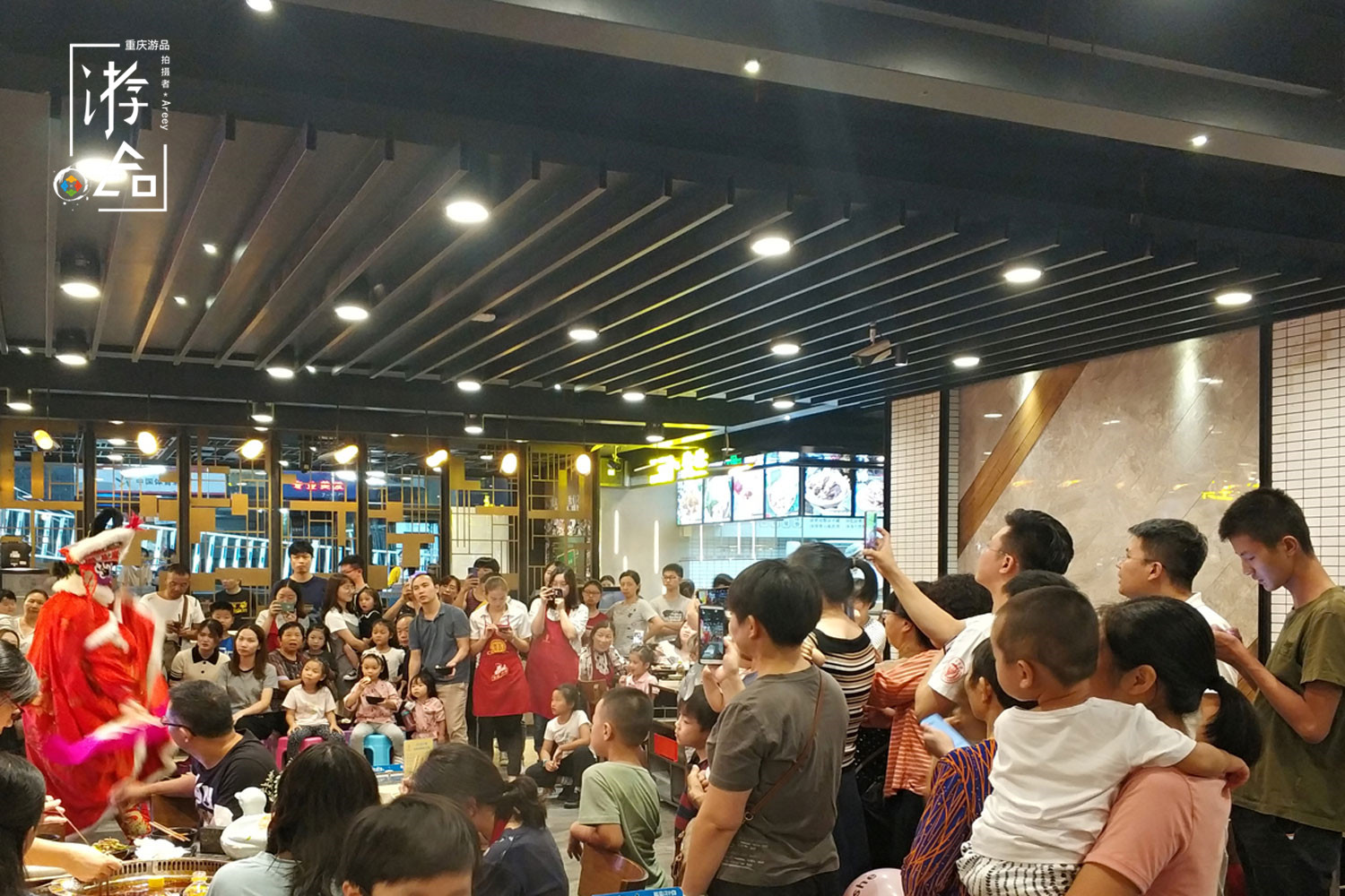 闯荡重庆城：涪陵人余老幺借了5000块开火锅店，如今在渝北买了房