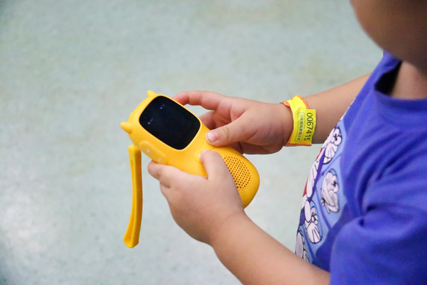 早他人一步：牛听听超记牛复读机科学教育，从小培育兴趣爱好