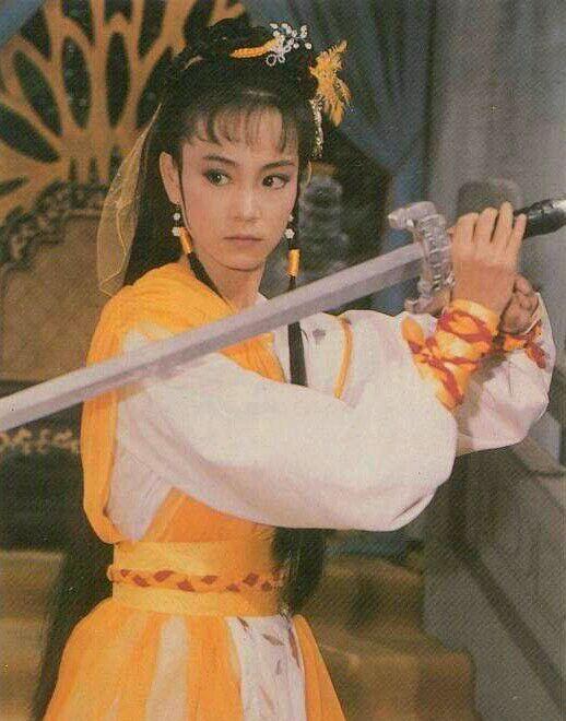 看刘雪华近况才懂什么是优雅地老去，不愧是琼