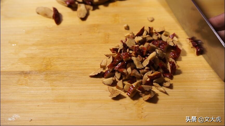 Yam still can eat so so, do not fry do not boil, add 2 eggs, eat 7 days repeatedly not be bored with