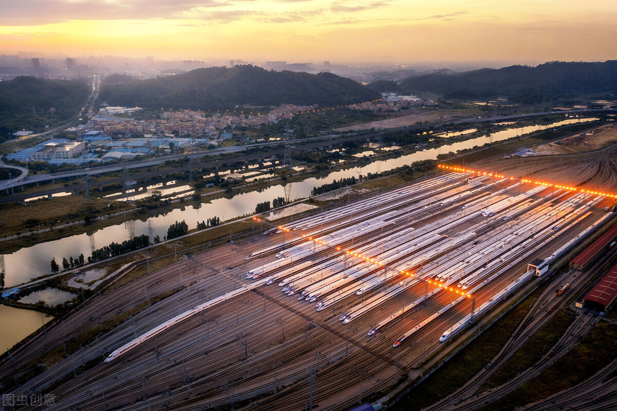 昔日80天环游地球，今日几小时游遍五岳？绝佳的自媒体创作题材