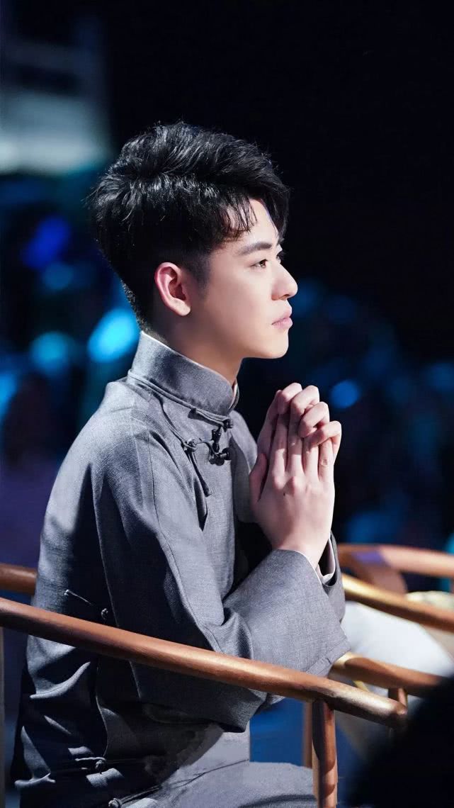 图／相思赋予谁，小辫儿张云雷