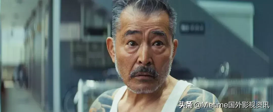 今天我要推荐的这部电影就是2015年的作品《龙三和他的七人党》