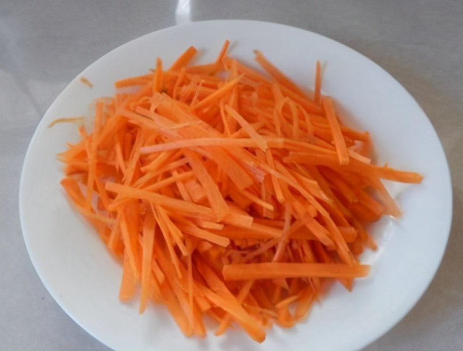 图片[4]-胡萝卜菜卷子的做法步骤图 比饺子简单好吃-起舞食谱网