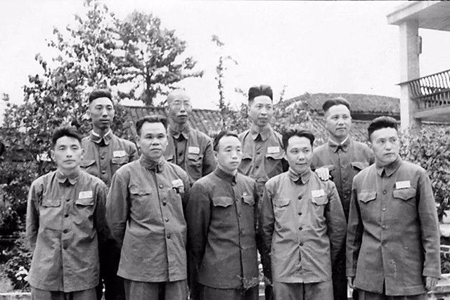 将军孔俊彪时隔50年回家，意外发现长征时“牺牲”的战友还活着