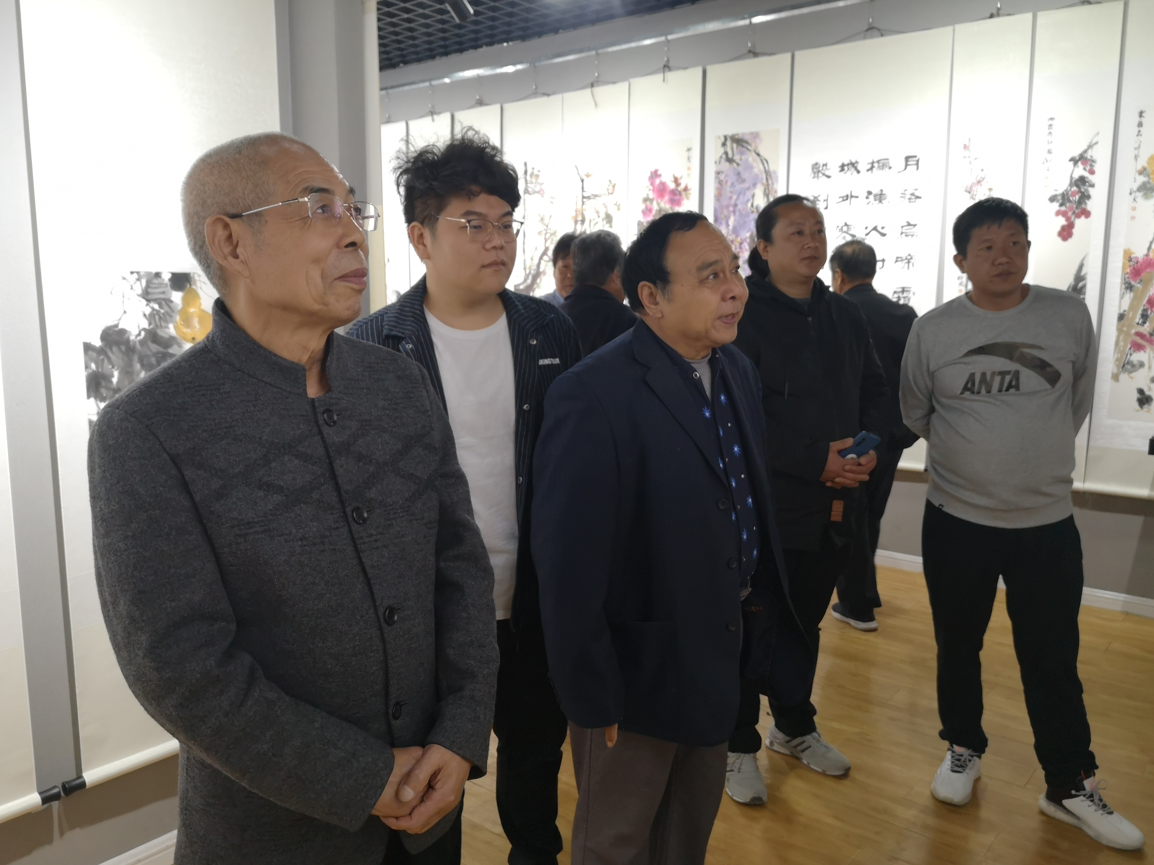 宁陵县举办书画名家冯万寿先生书画精品展