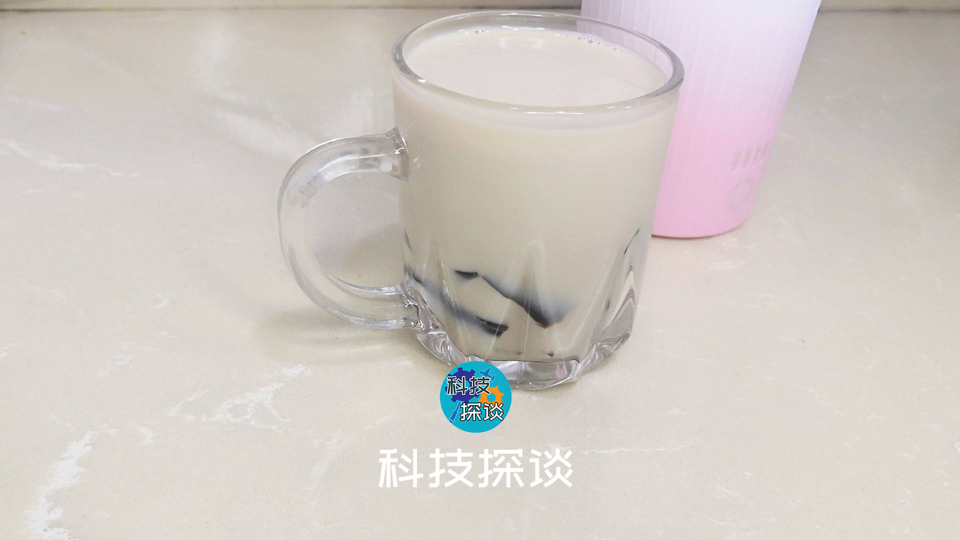 何必排隊買奶茶，有了圈廚便攜式奶茶機，通上電就能自制奶茶
