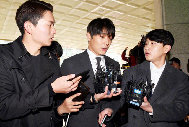 继N号房前，胜利夜店“殴打吸毒”成常态，张紫