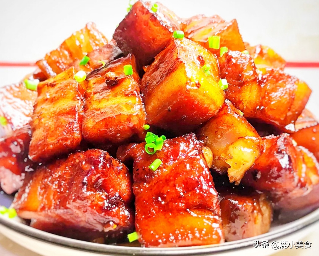 我家红烧肉从来不焯水，用3个步骤代替，红烧肉酱香软嫩，无腥味