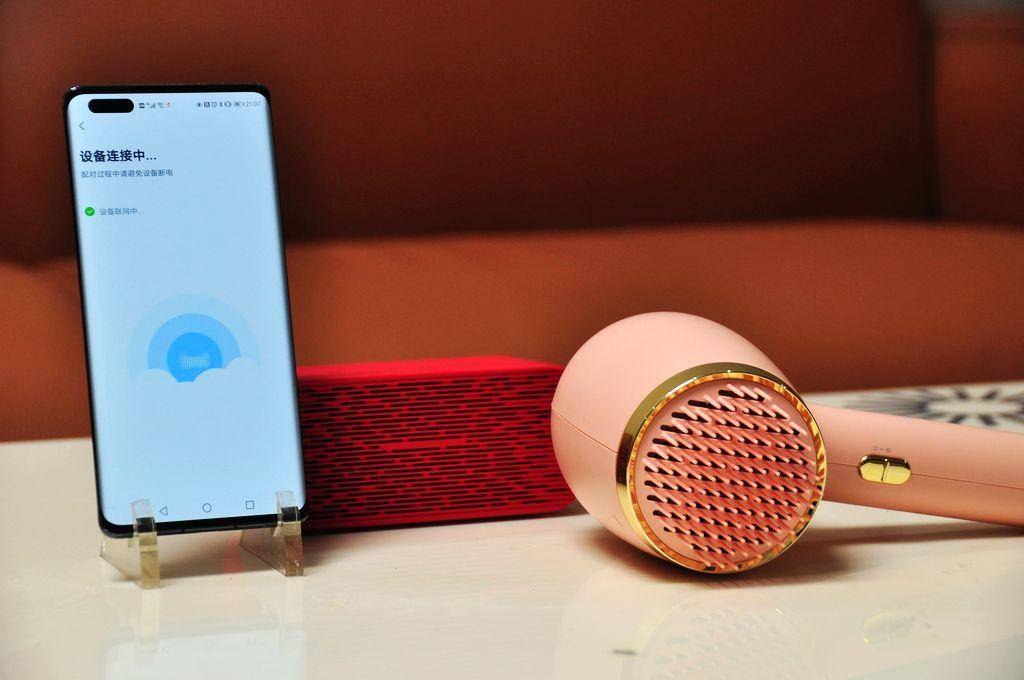 呵护宠物从吹梳开始，嗷喵喵智能宠物吹风梳体验