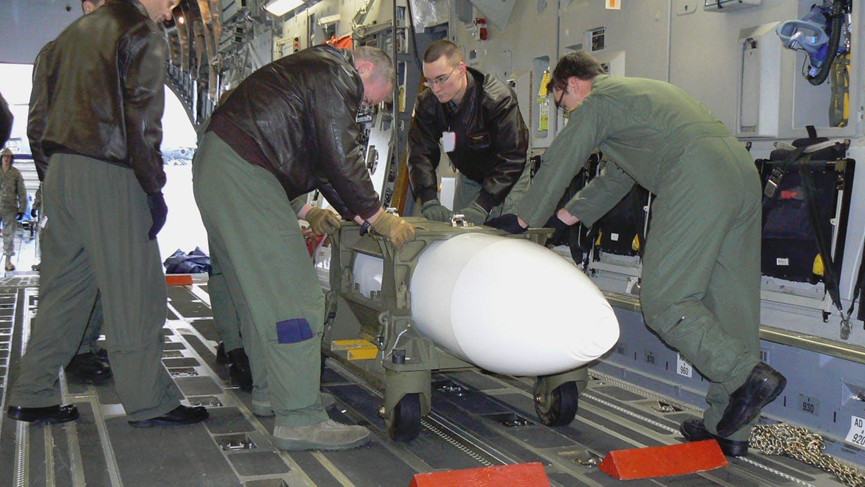 美军机密泄露，五处海外基地藏有航空核弹，数量竟然达到100枚