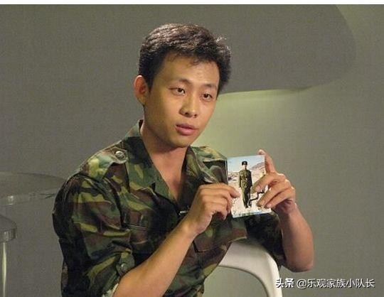 他是王宝强的班长，曾被女友瞧不起，如今40岁婚