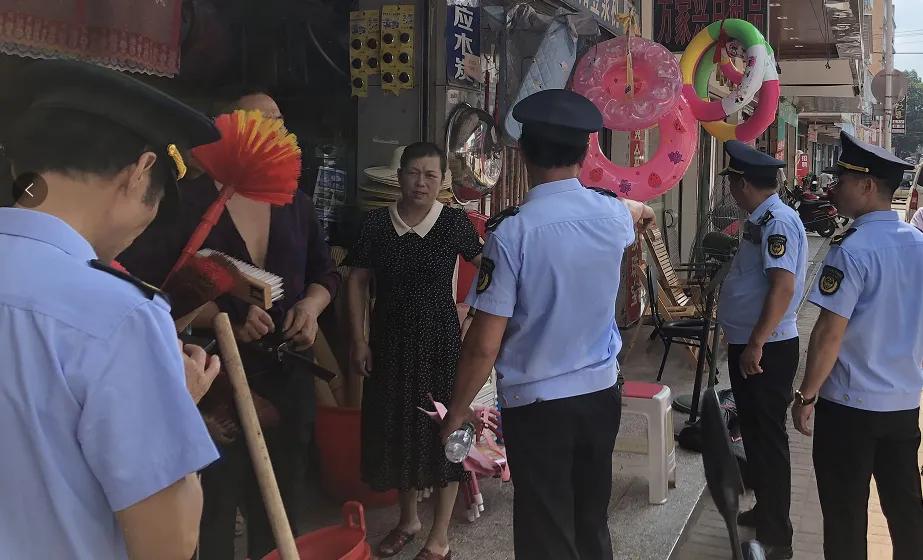 湘潭县花石镇：开展夏季交通安全整治 筑牢道路交通安全防线