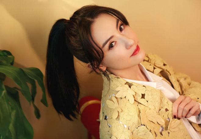 張柏芝被曝定居上海，舉家搬遷引粉絲猜測，疑與小王子生父有關