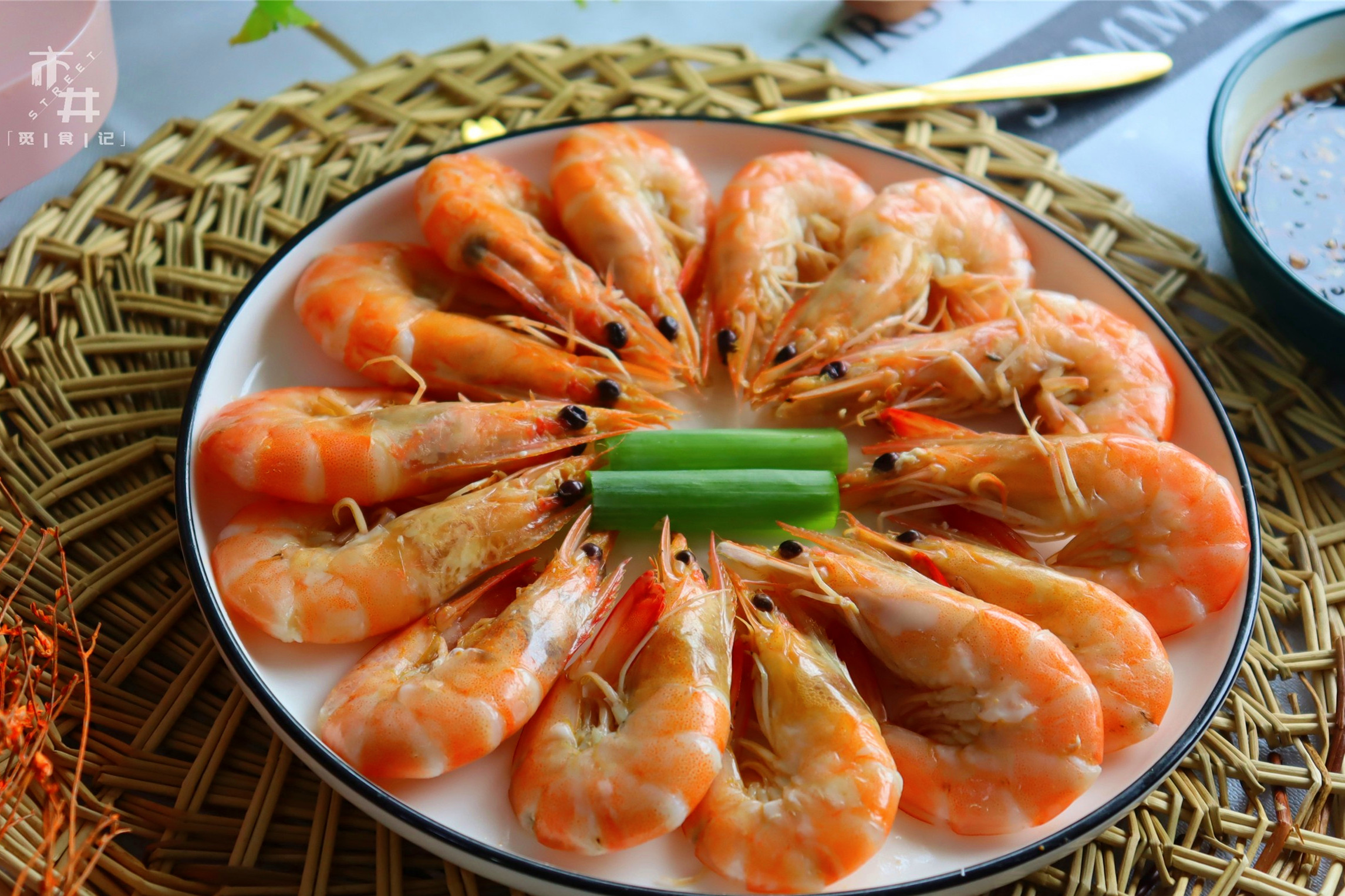 43岁黄晓明一个月瘦25斤，春天减肥，先看明星的