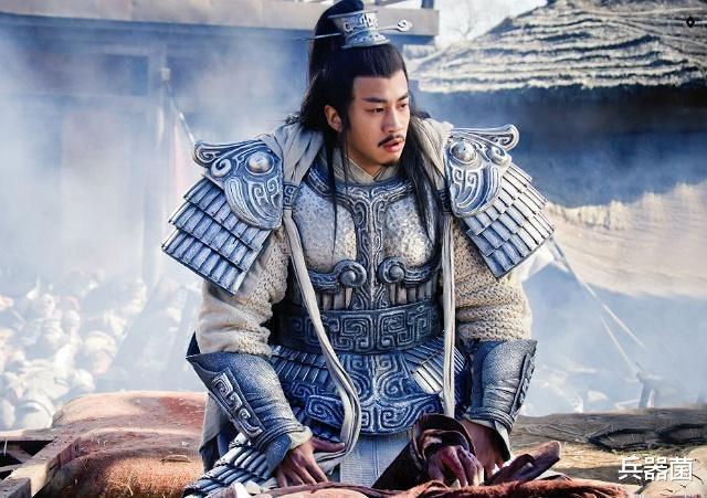 垓下之战还有10万大军，为何项羽只带800精锐骑兵逃亡？