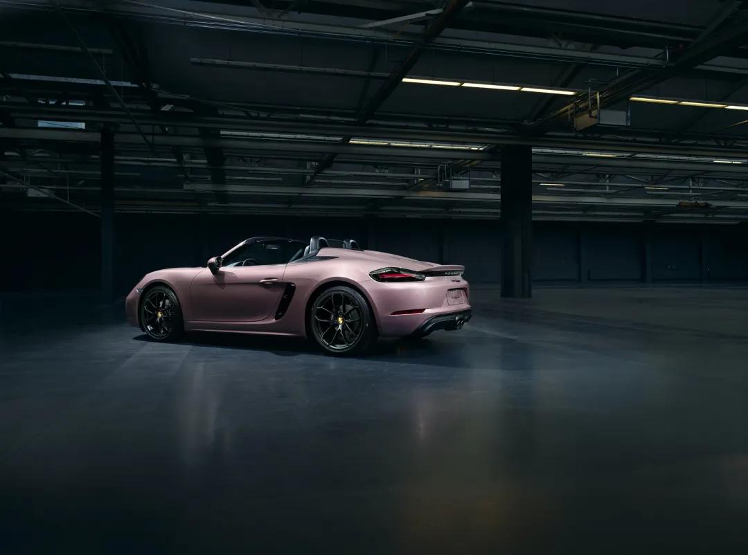 这款保时捷911仅仅改动了外观，却比普通版贵出了80万