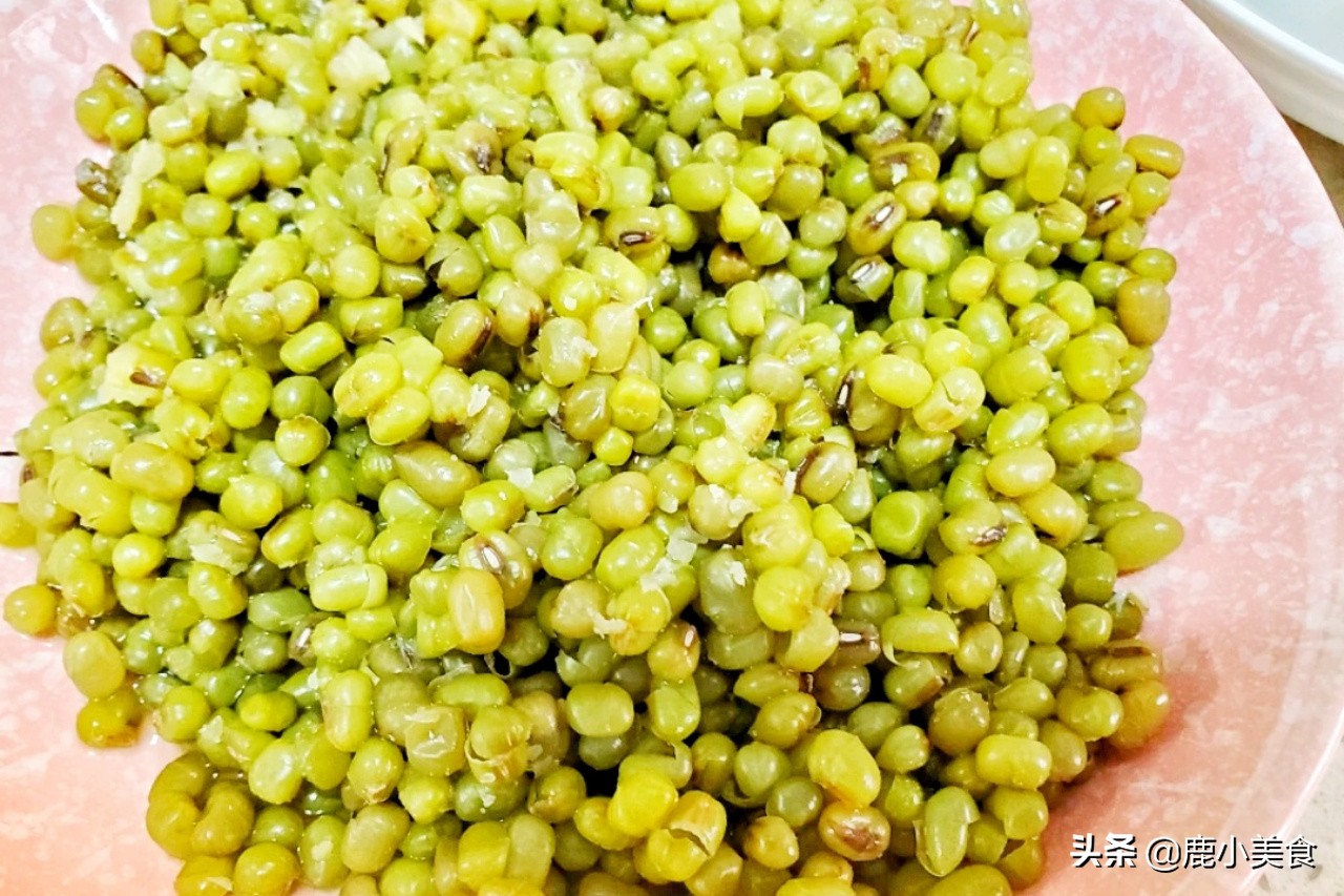 绿豆最忌直接煮！多加“冻一冻”步骤，绿豆汤快速起沙，绵滑好喝