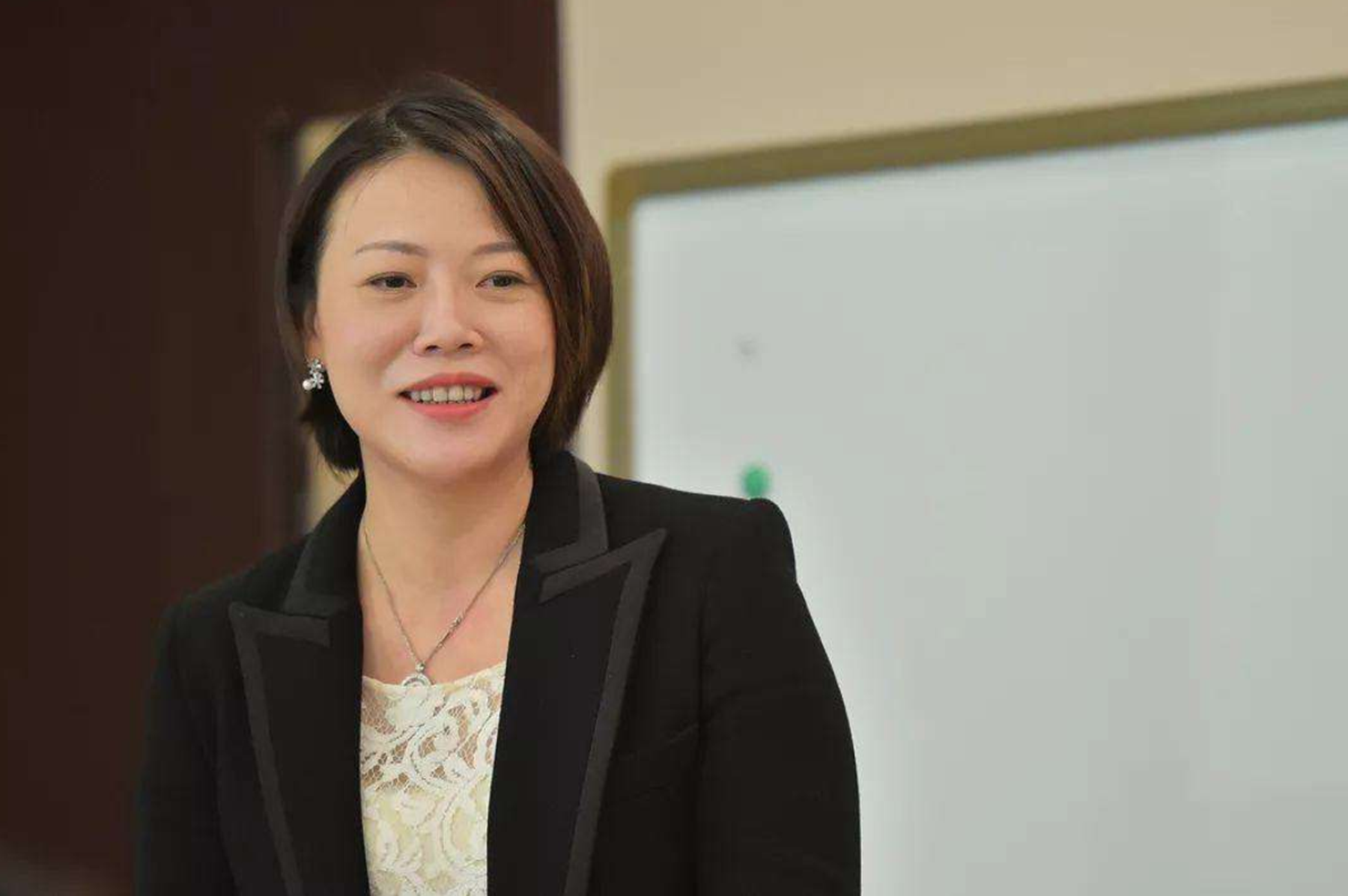 中國女首富誕生：身價2150億連續(xù)4年蟬聯(lián)，相當于2個王健林