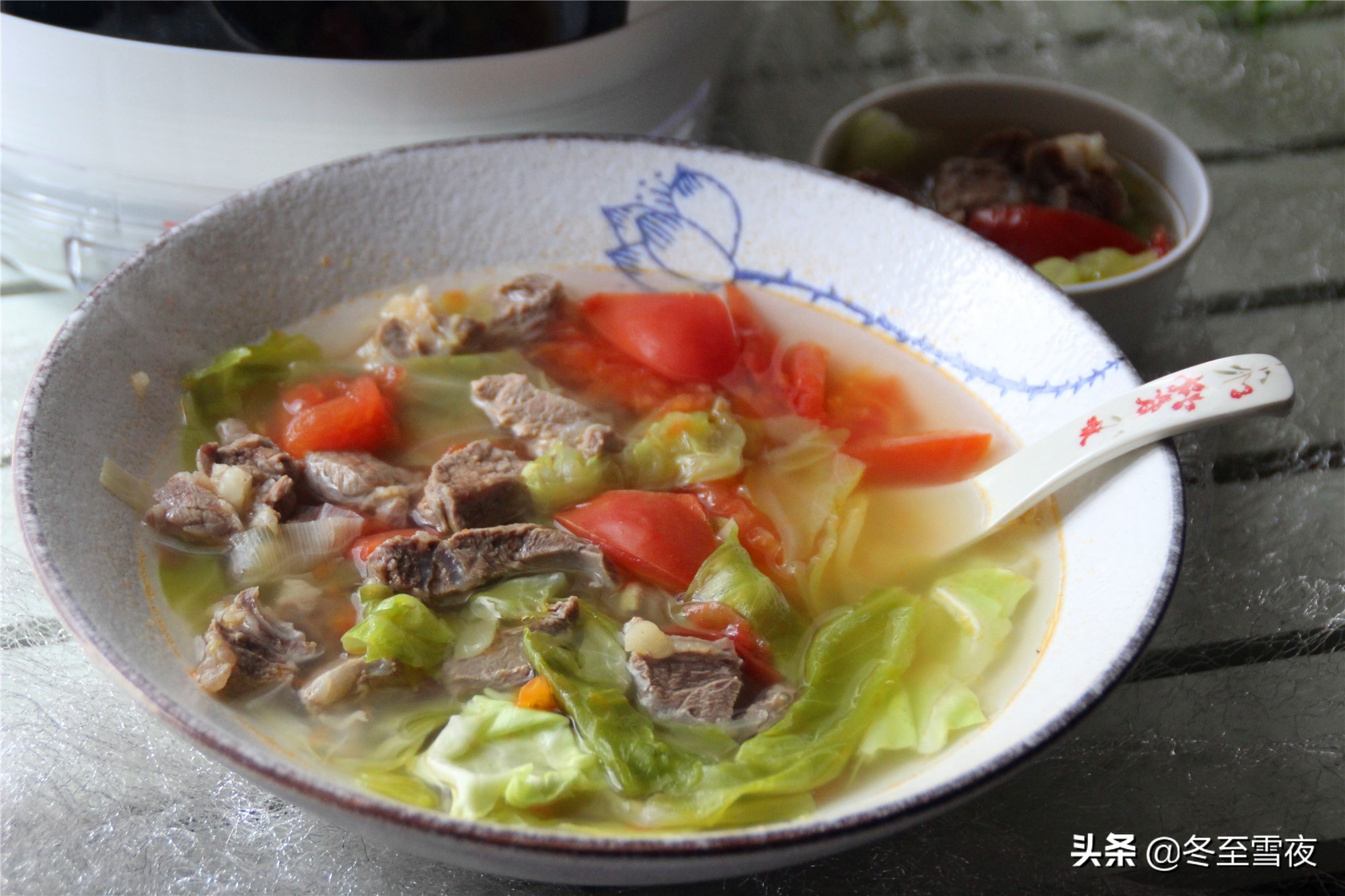 冬季吃燉菜，暖身暖胃營養好，分享10道東北燉菜做法，地道東北味