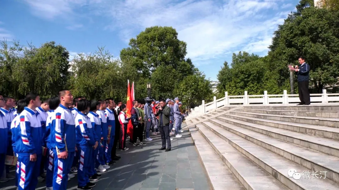 杨成武与白求恩的战斗友谊